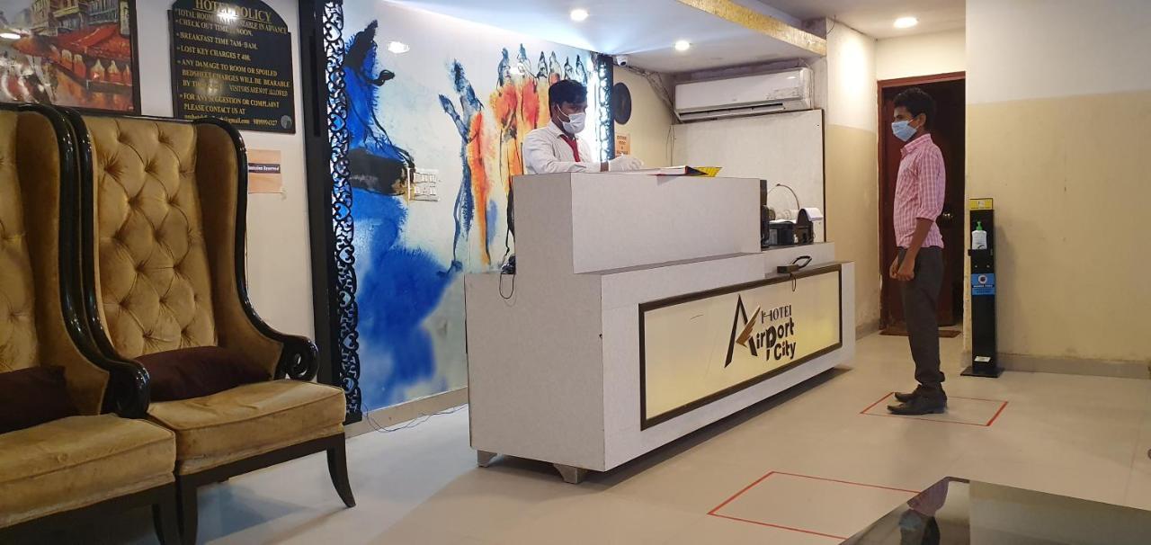 Hotel Airport City Near Delhi International Airport Új-Delhi Kültér fotó