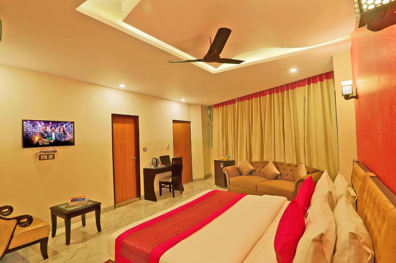 Hotel Airport City Near Delhi International Airport Új-Delhi Kültér fotó