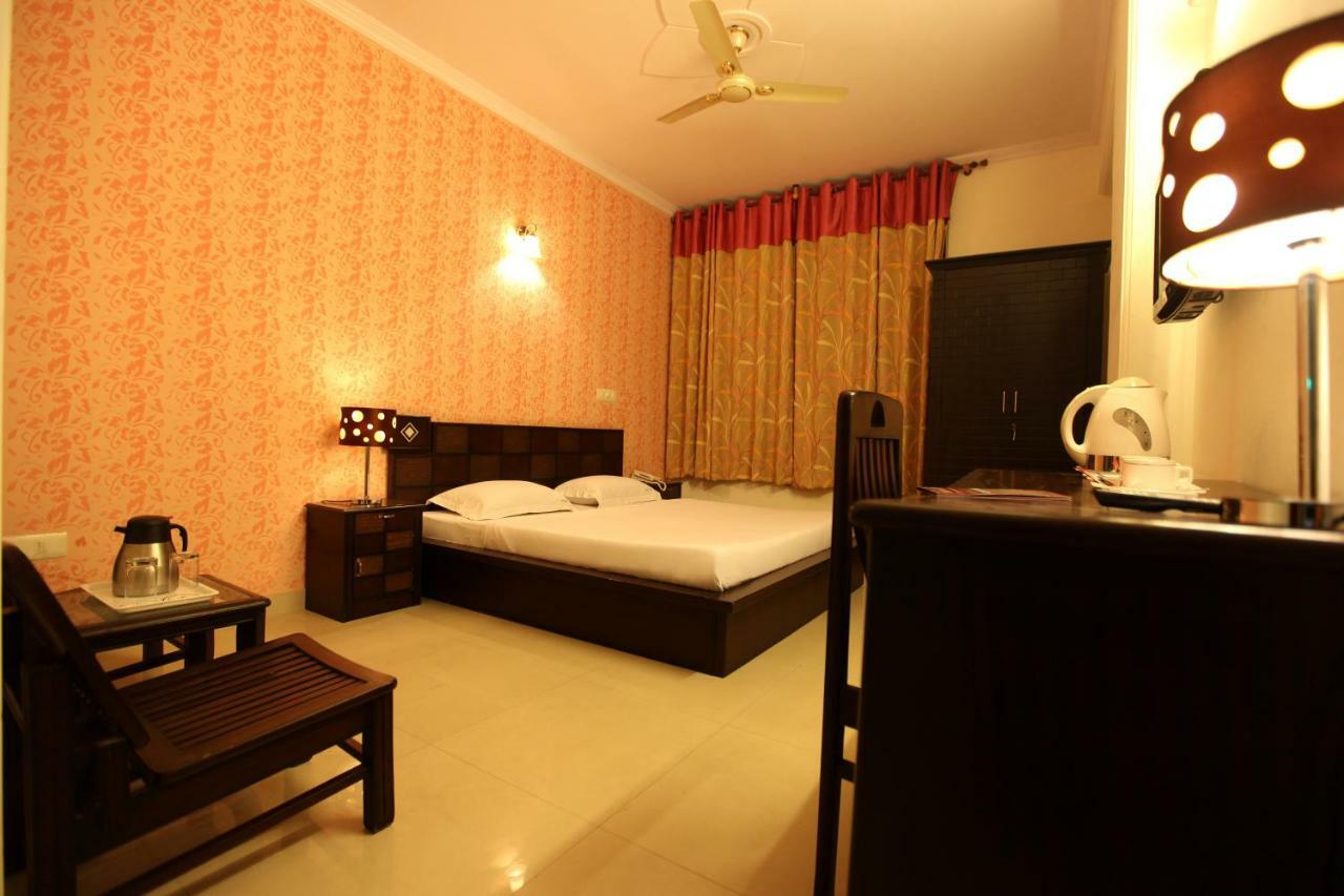 Hotel Airport City Near Delhi International Airport Új-Delhi Kültér fotó