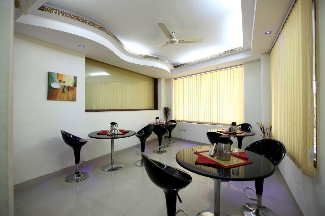 Hotel Airport City Near Delhi International Airport Új-Delhi Kültér fotó